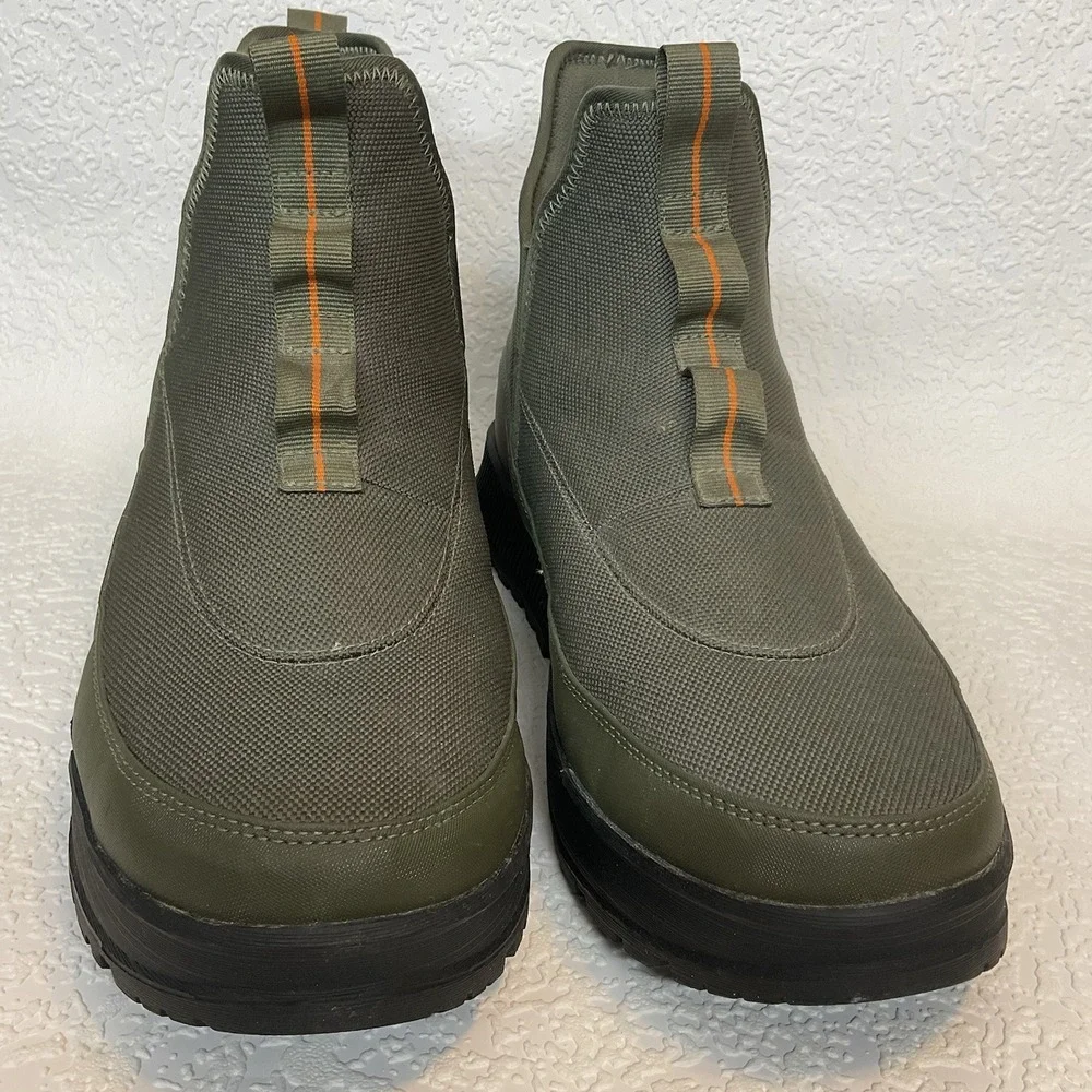 Men's Columbia Hyper-Boreal Metro Hiking Boot Size 9,5 Waterproof - Olive Green